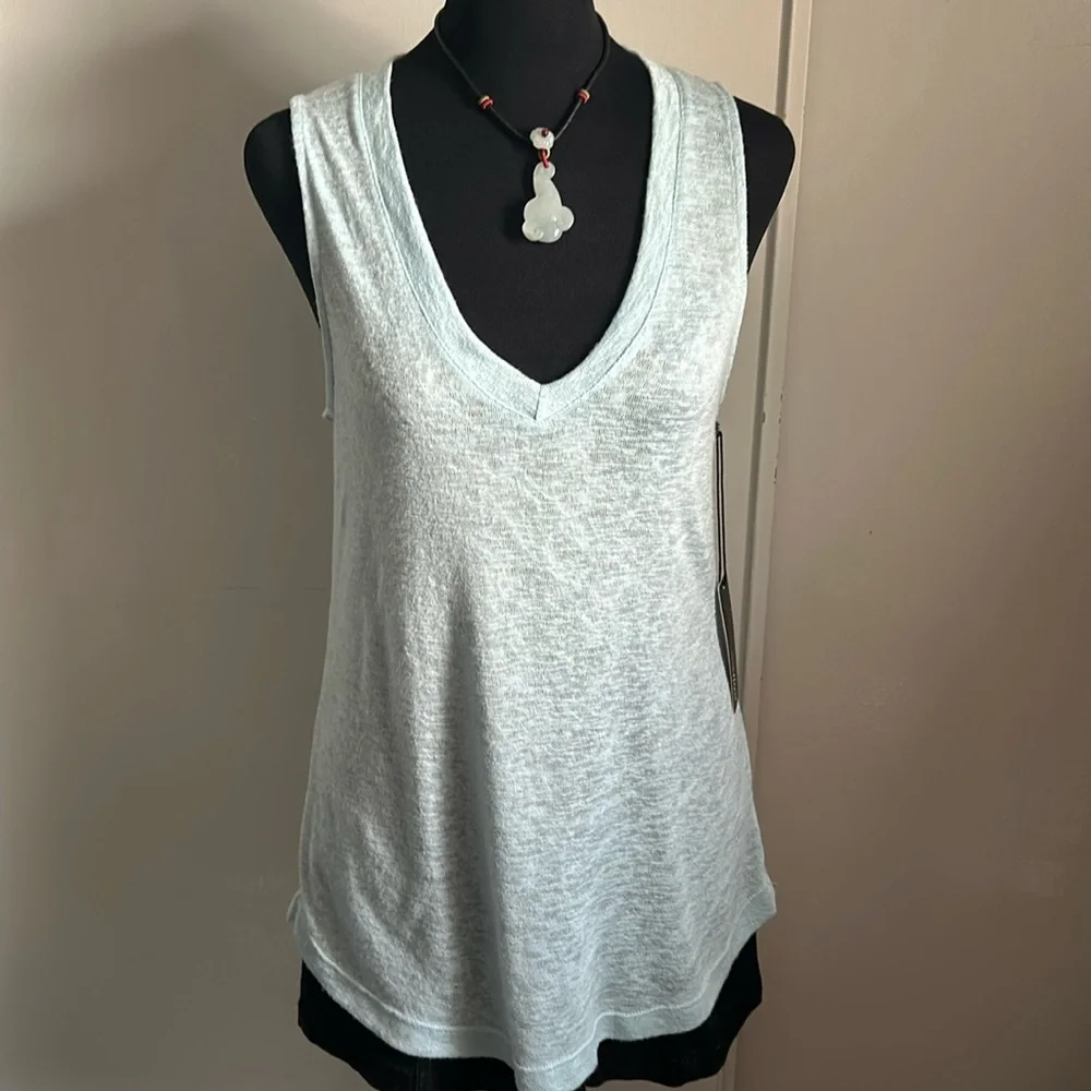 Young at Heart Lightweight V-Neck Knit Sweater Tank Top - Picture 3 of 10